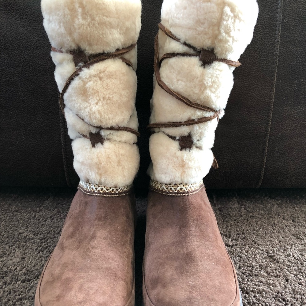 Ugg Australia Authentic UggPure Boots Sz 9